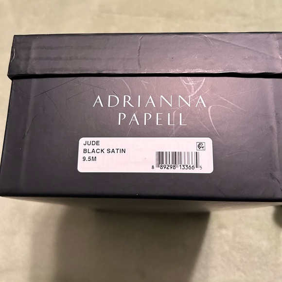 Adrianna Papell Black Satin and Lace Peep-toe Pumps. Size 9.5 - Picture 5 of 5